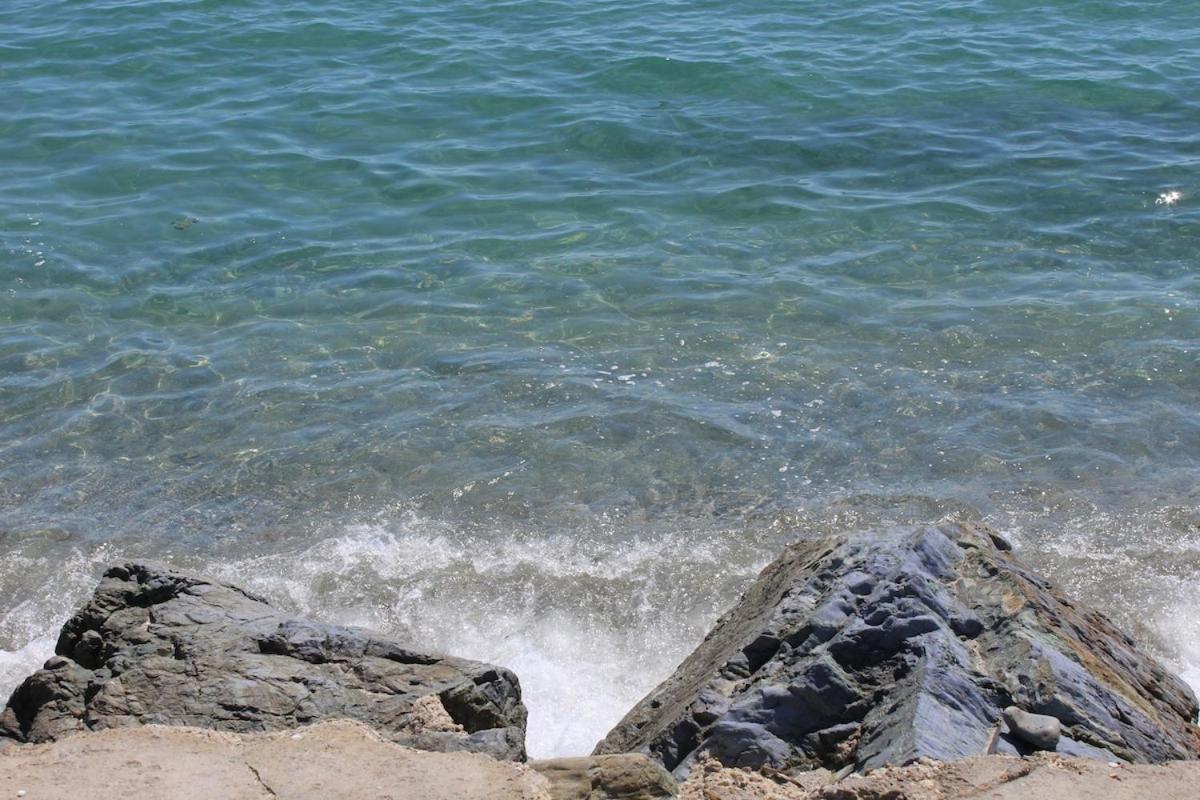 הוילה סן-ניקולאו Bord de mer, pieds dans l'eau, vue panoramique מראה חיצוני תמונה